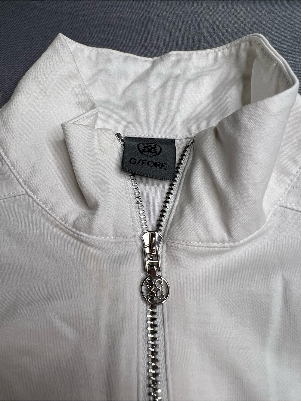 G/FORE White Performance 1/4 Zip Golf Top Luxury Activewear
